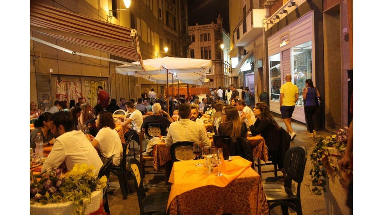 Appartamento al centro del centro Cagliari Esterno foto